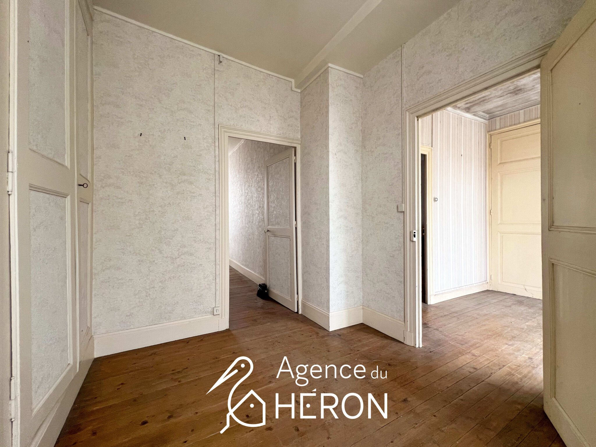 Photo 18 — L'AGENCE DU HERON