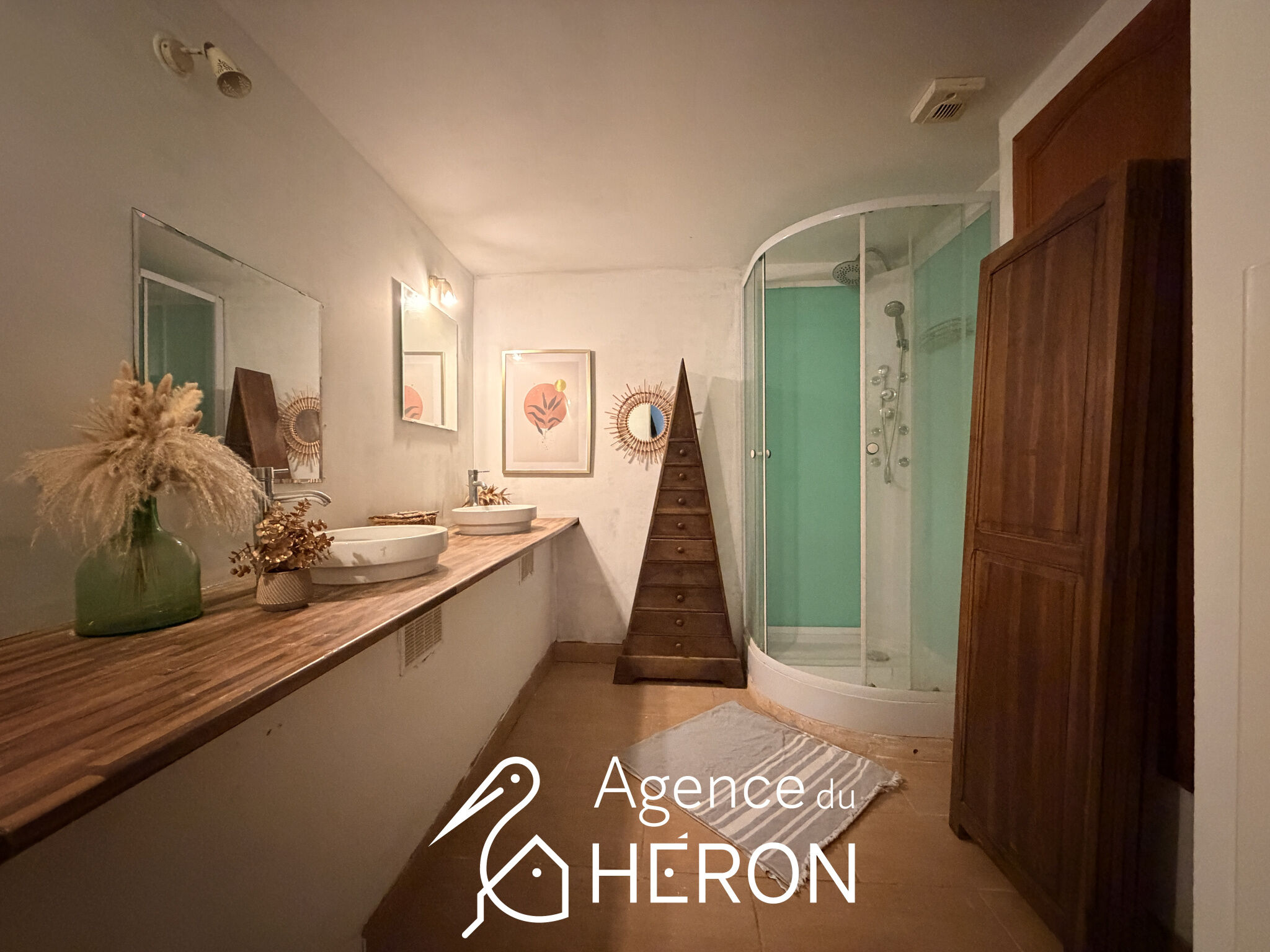 Photo 4 — L'AGENCE DU HERON