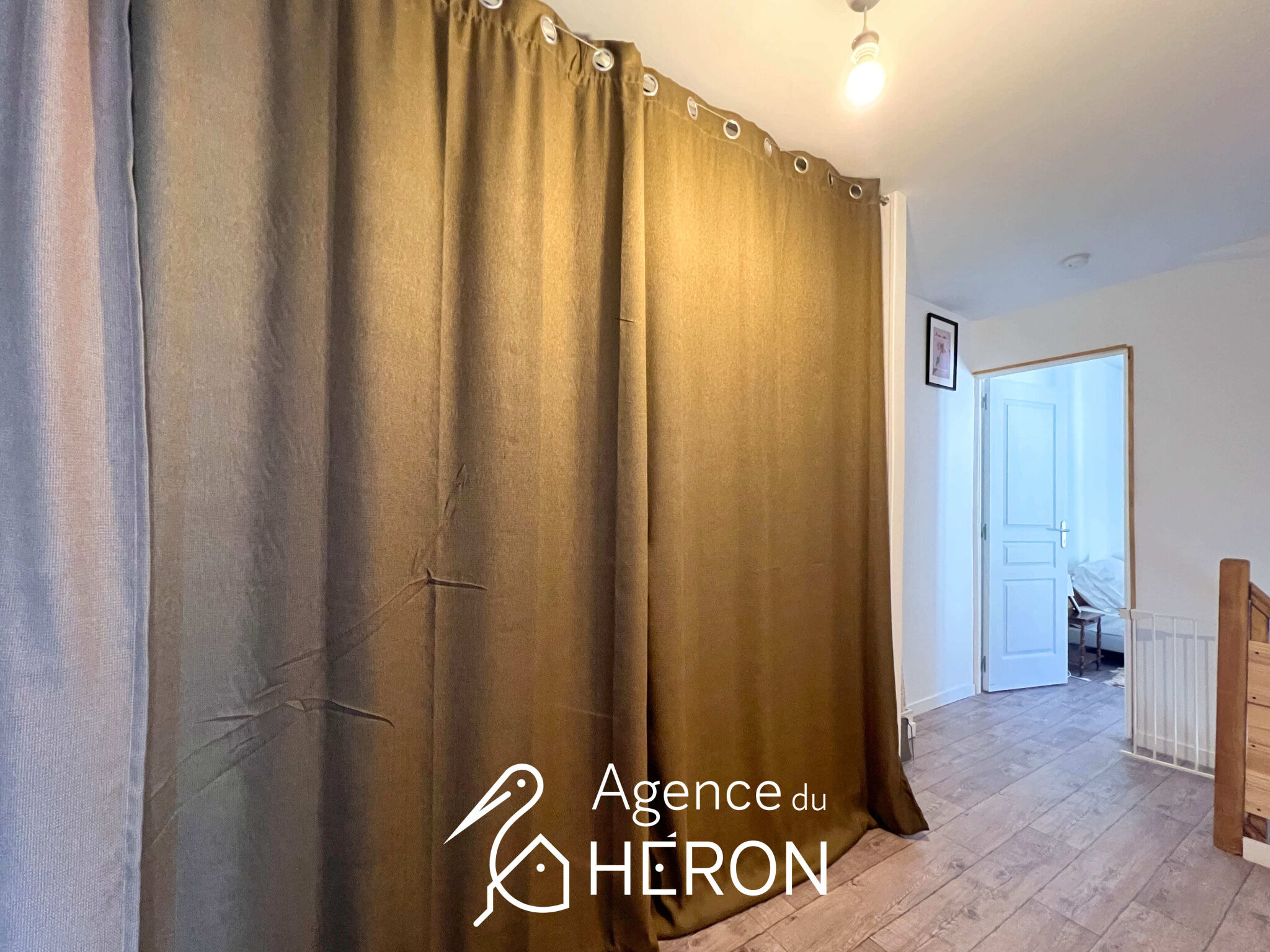 Photo 8 — L'AGENCE DU HERON