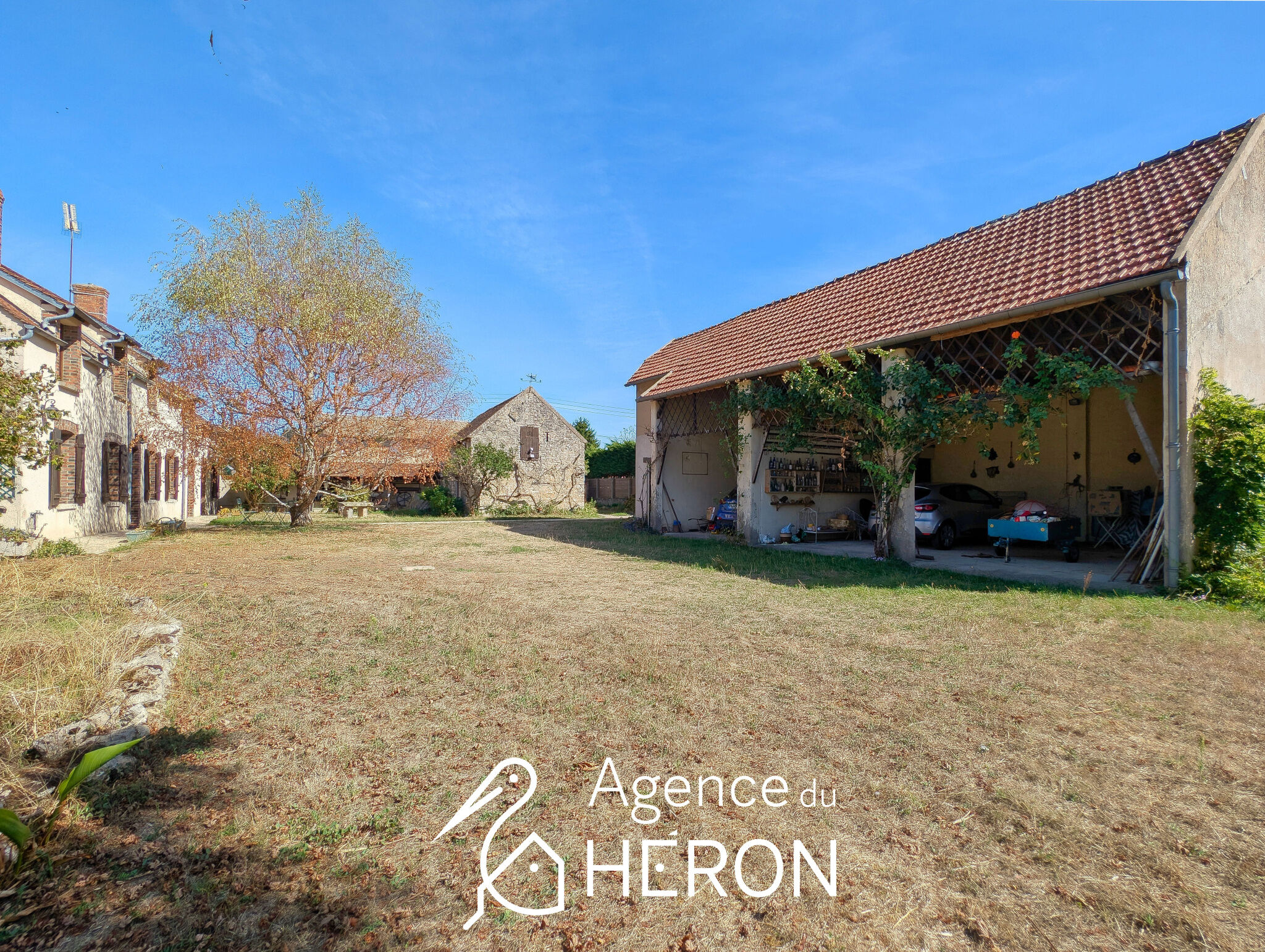 Photo 4 — L'AGENCE DU HERON