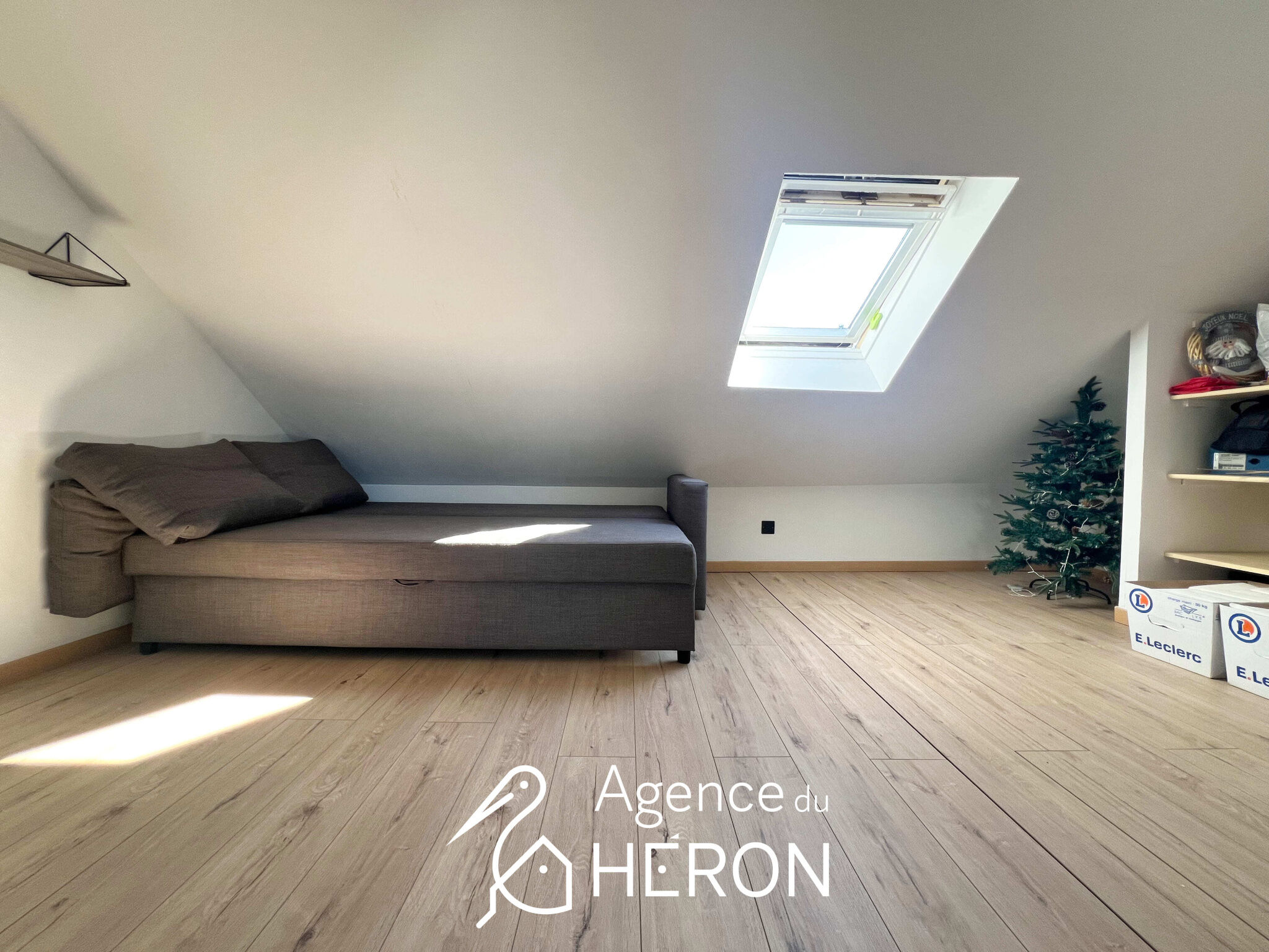 Photo 17 — L'AGENCE DU HERON