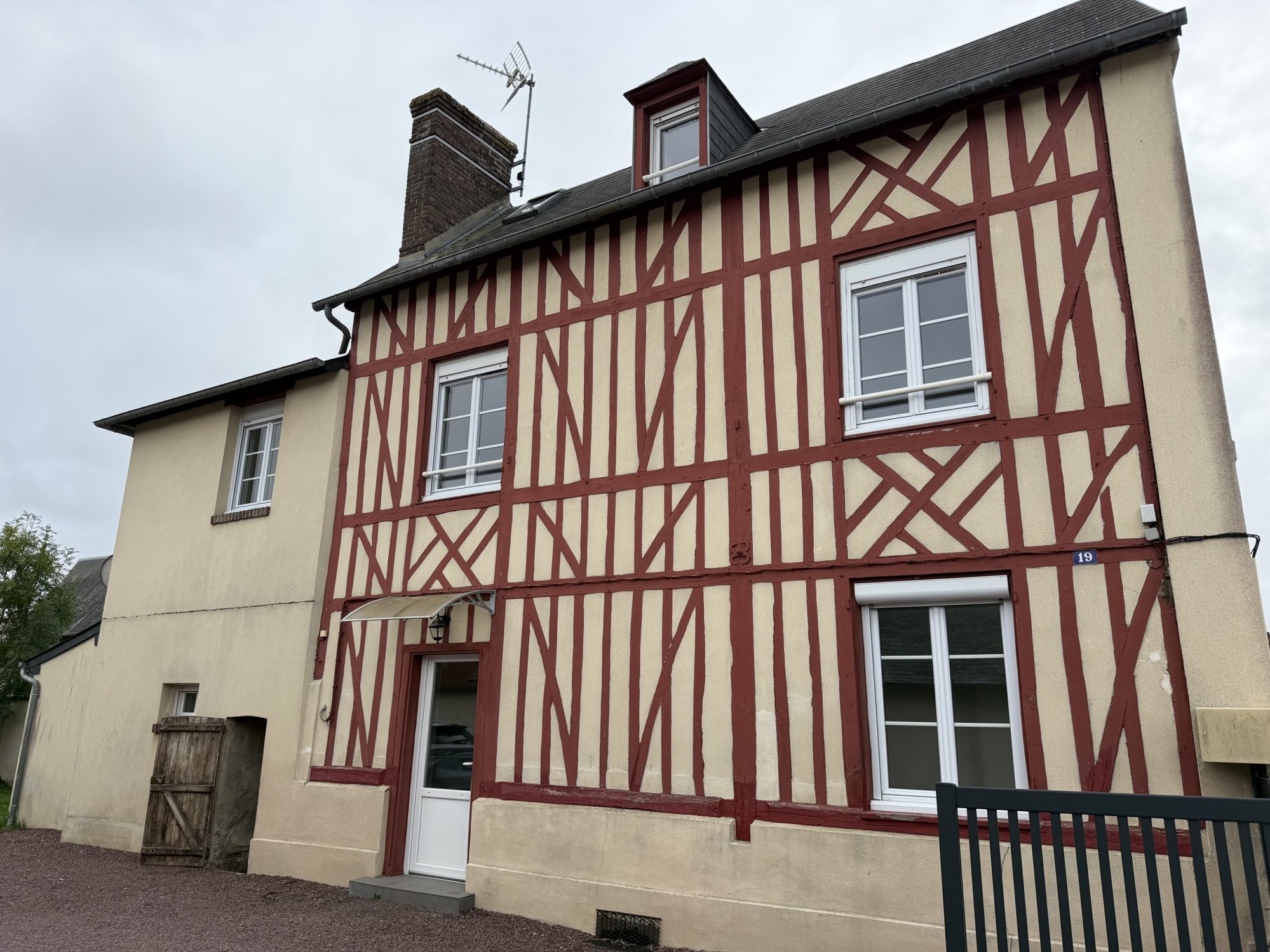 Photo 2 — CF IMMOBILIER