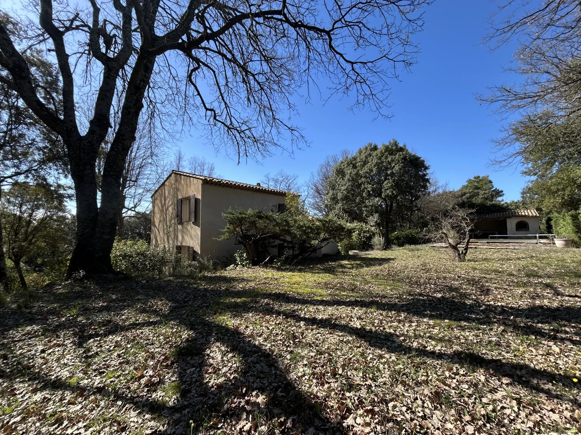 Photo 14 — Un Toit en Provence