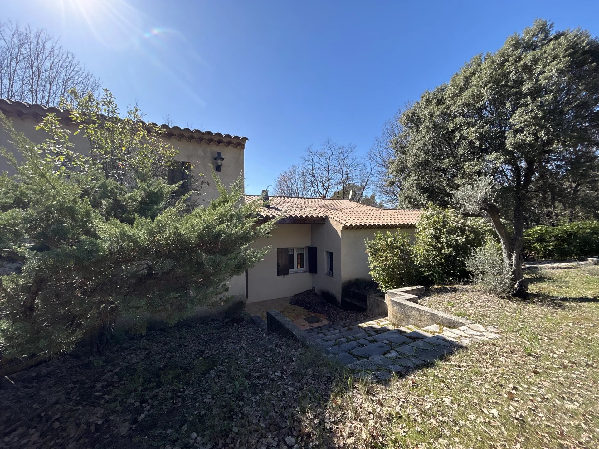 Photo 11 — Un Toit en Provence