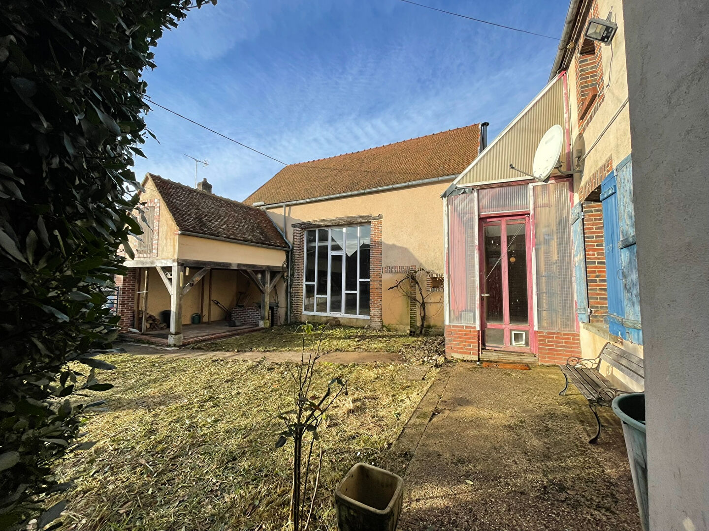 Photo 2 — AGENCE CENTRALE