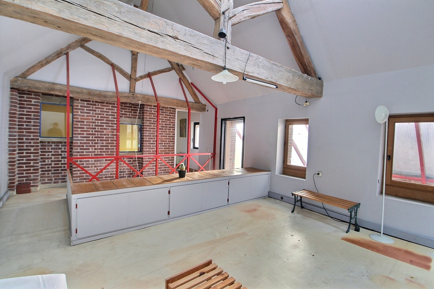 Photo 17 — AGENCE CENTRALE