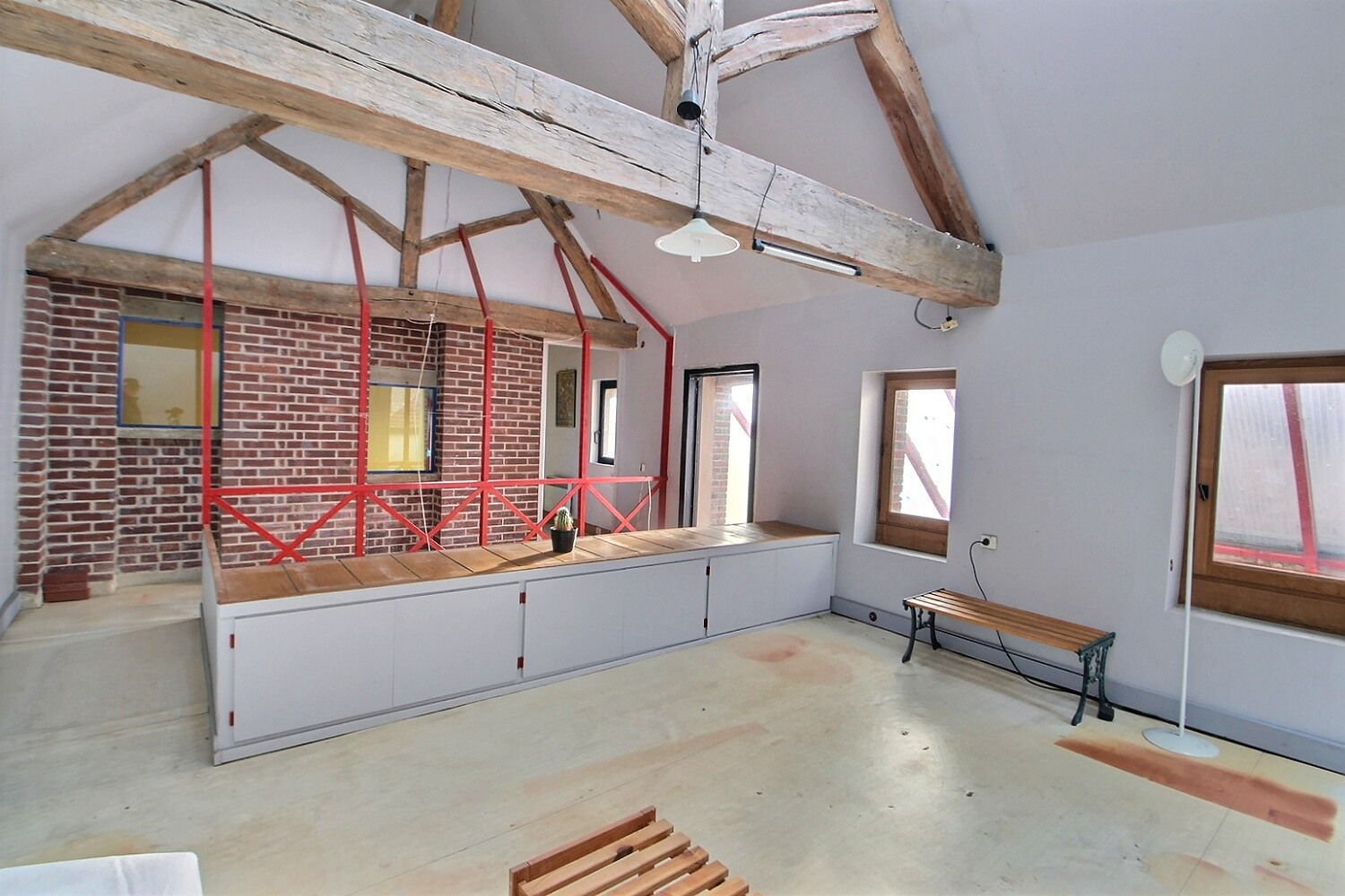 Photo 18 — AGENCE CENTRALE