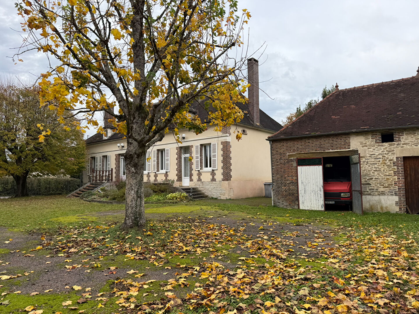 Photo 2 — AGENCE CENTRALE