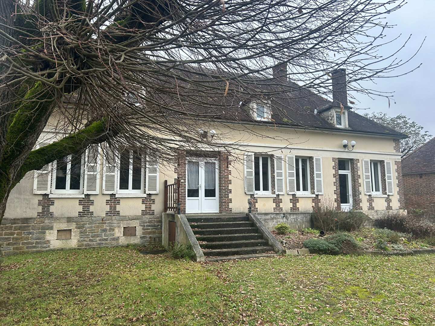 Photo 25 — AGENCE CENTRALE