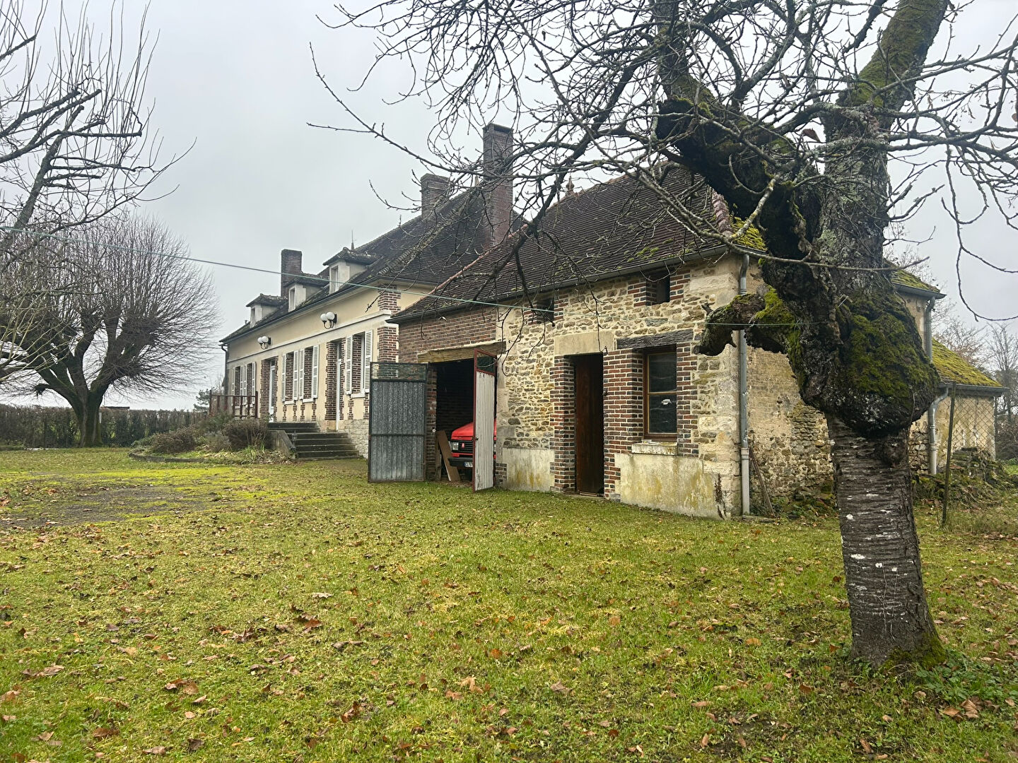 Photo 29 — AGENCE CENTRALE