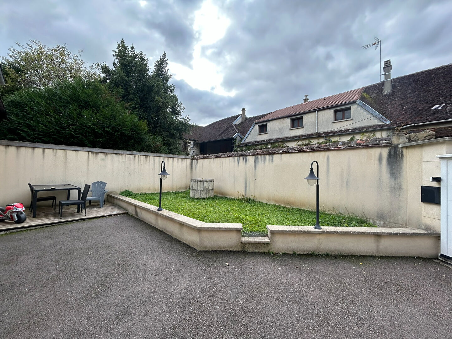 Photo 2 — AGENCE CENTRALE