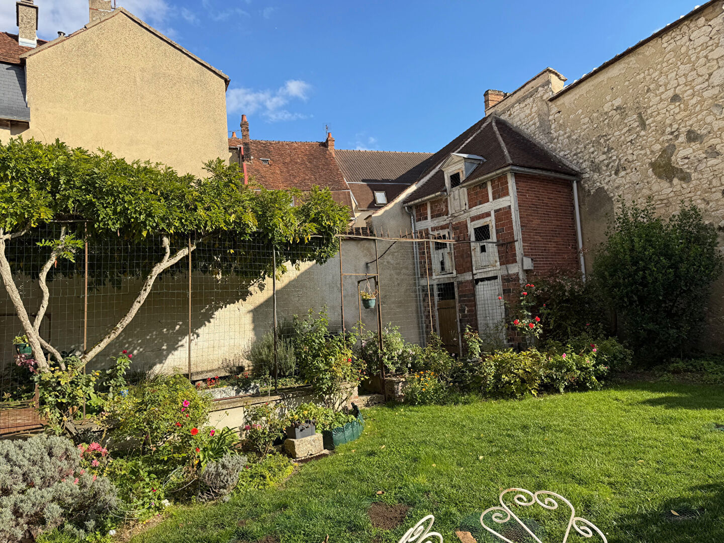 Photo 4 — AGENCE CENTRALE