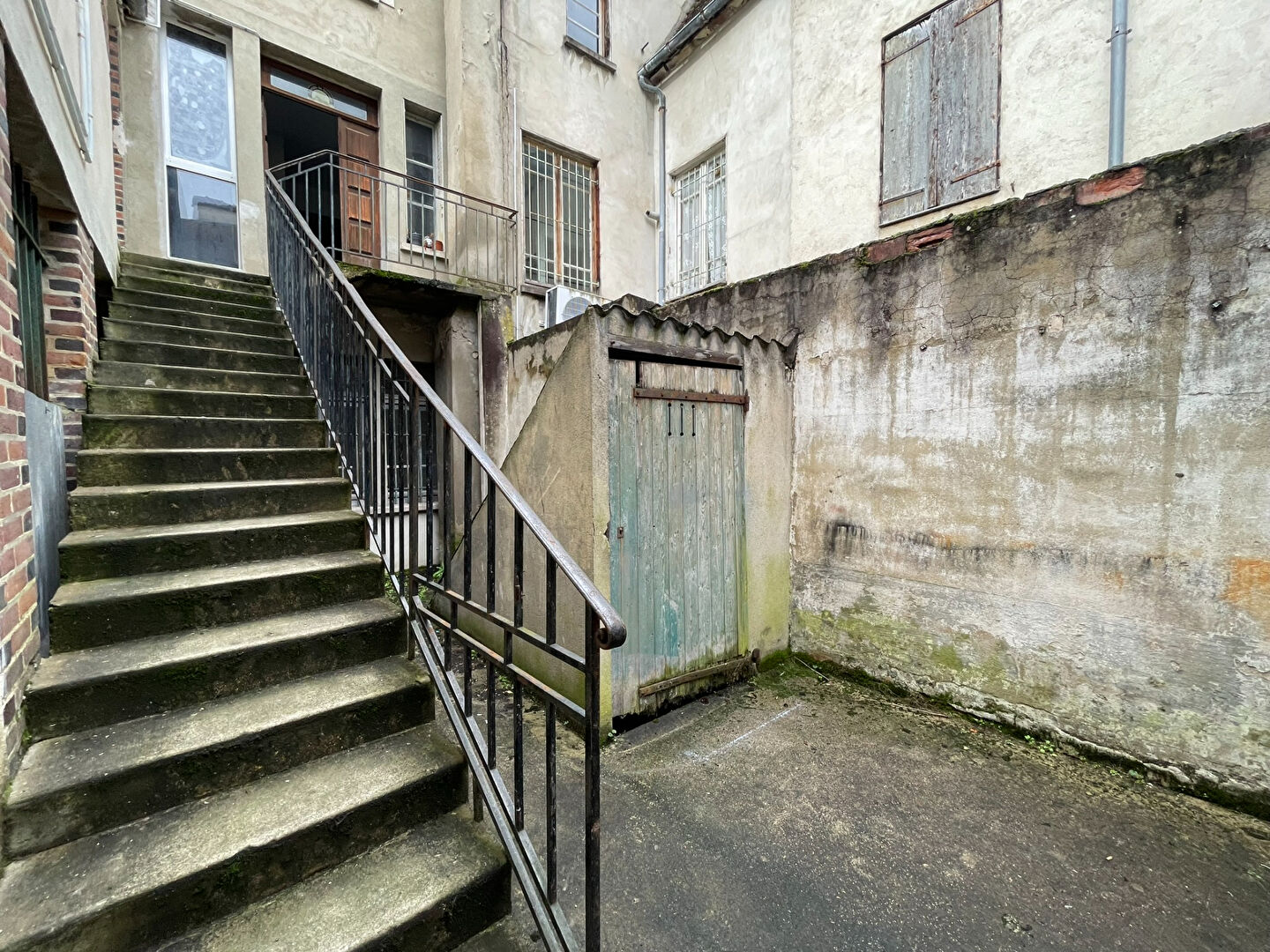 Photo 13 — AGENCE CENTRALE