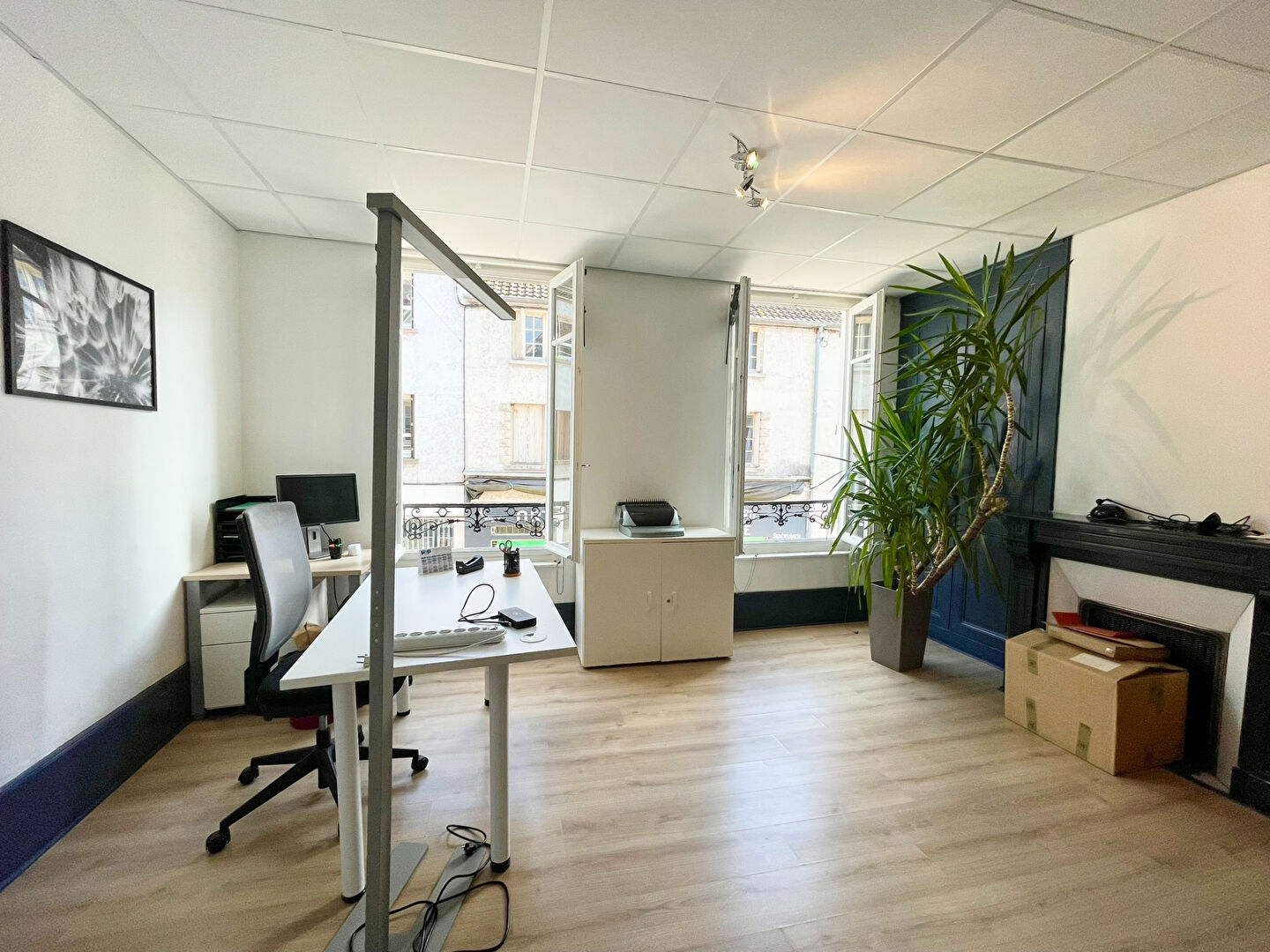 Photo 17 — AGENCE CENTRALE