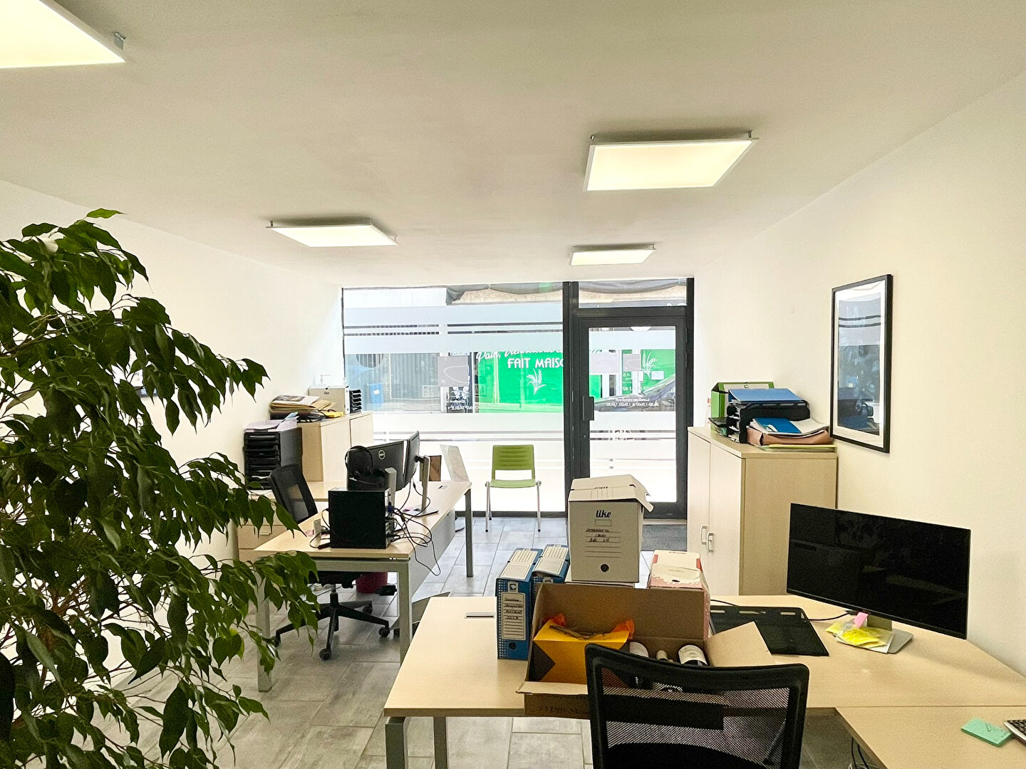 Photo 5 — AGENCE CENTRALE