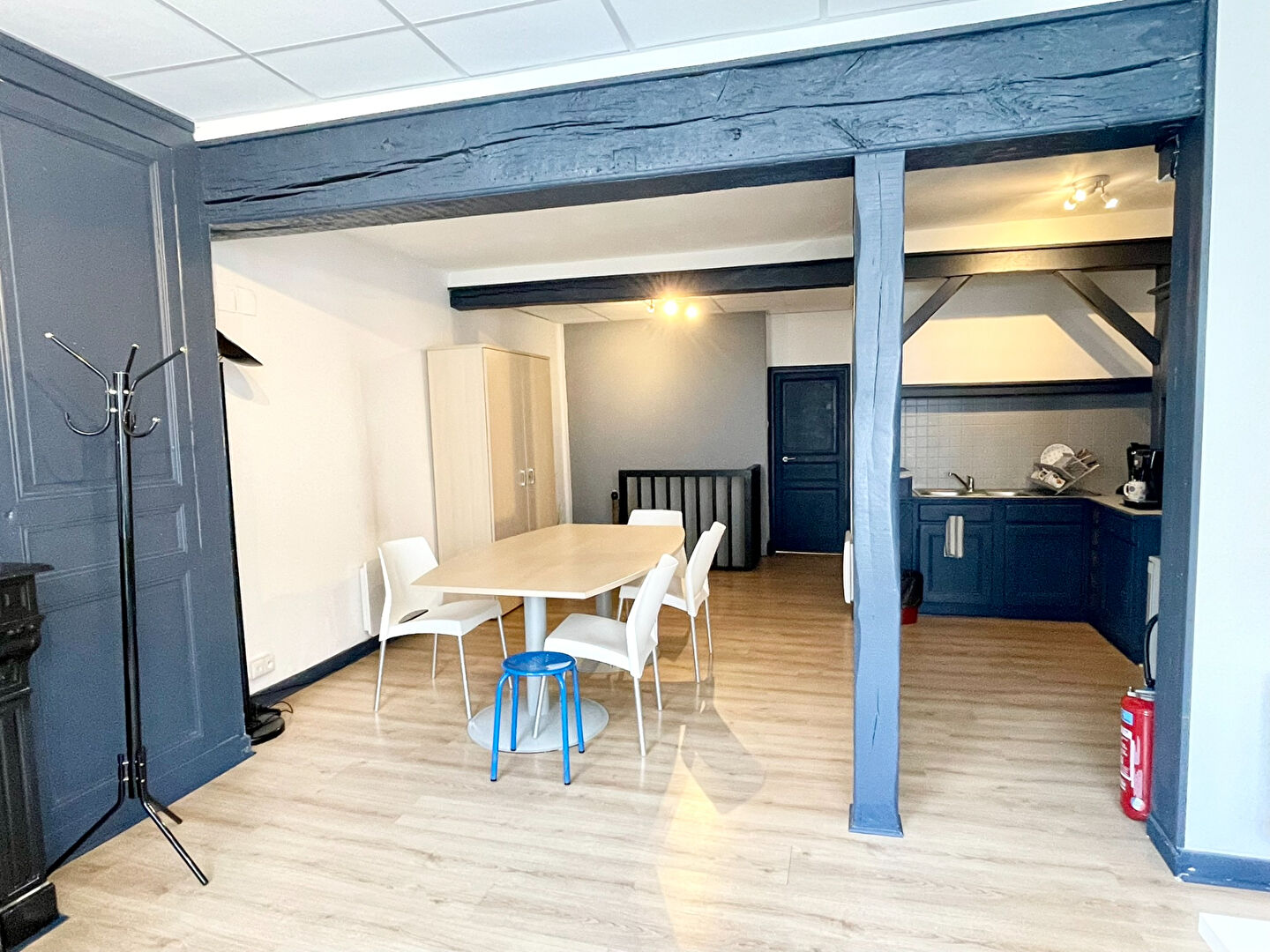 Photo 15 — AGENCE CENTRALE