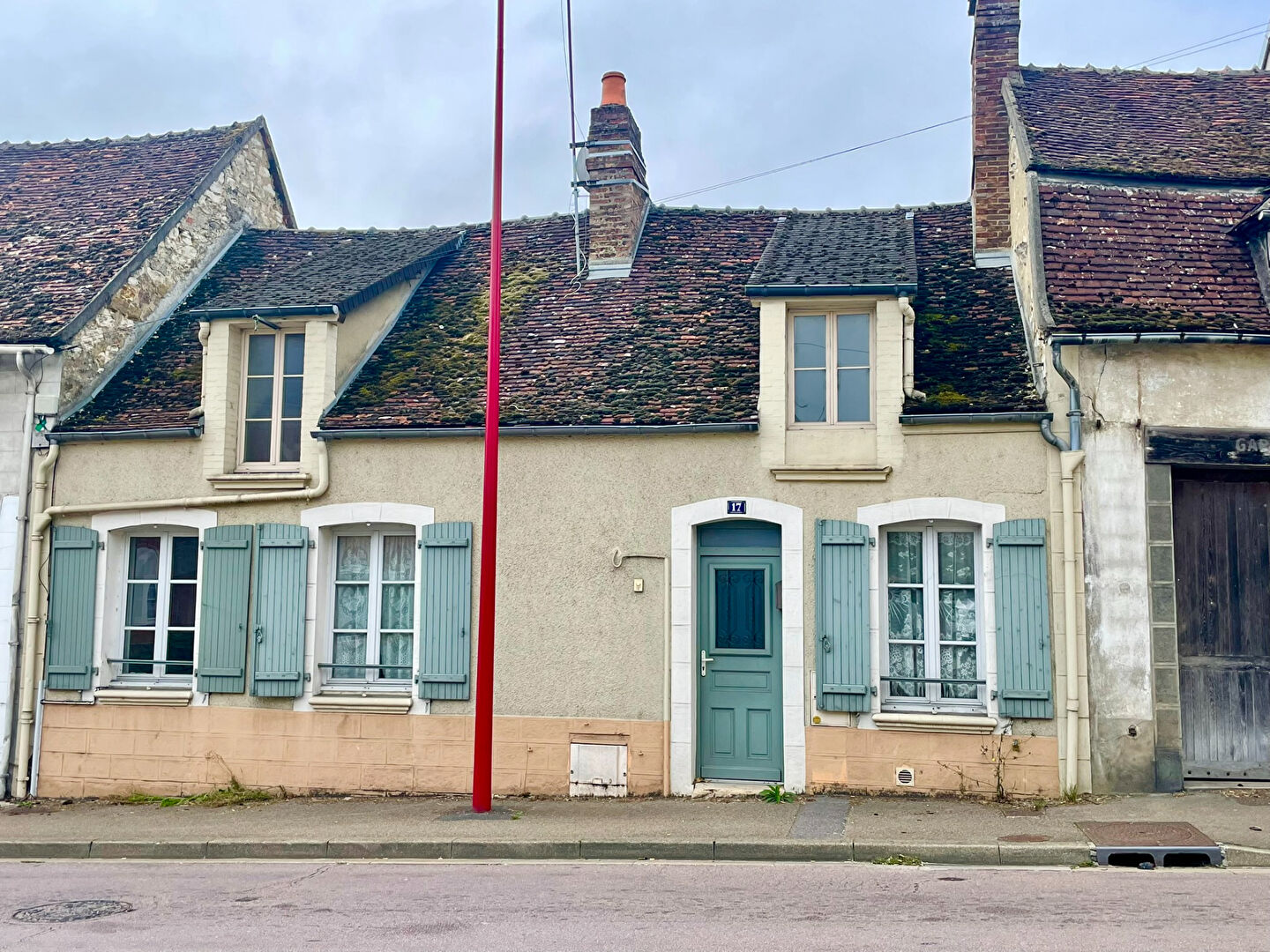 Photo 23 — AGENCE CENTRALE