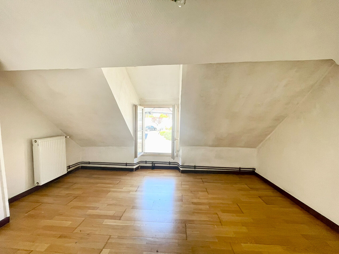 Photo 12 — AGENCE CENTRALE