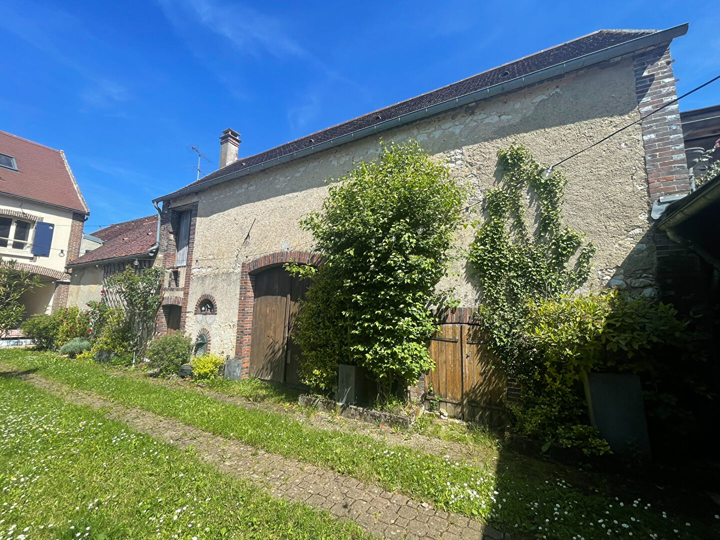 Photo 5 — AGENCE CENTRALE