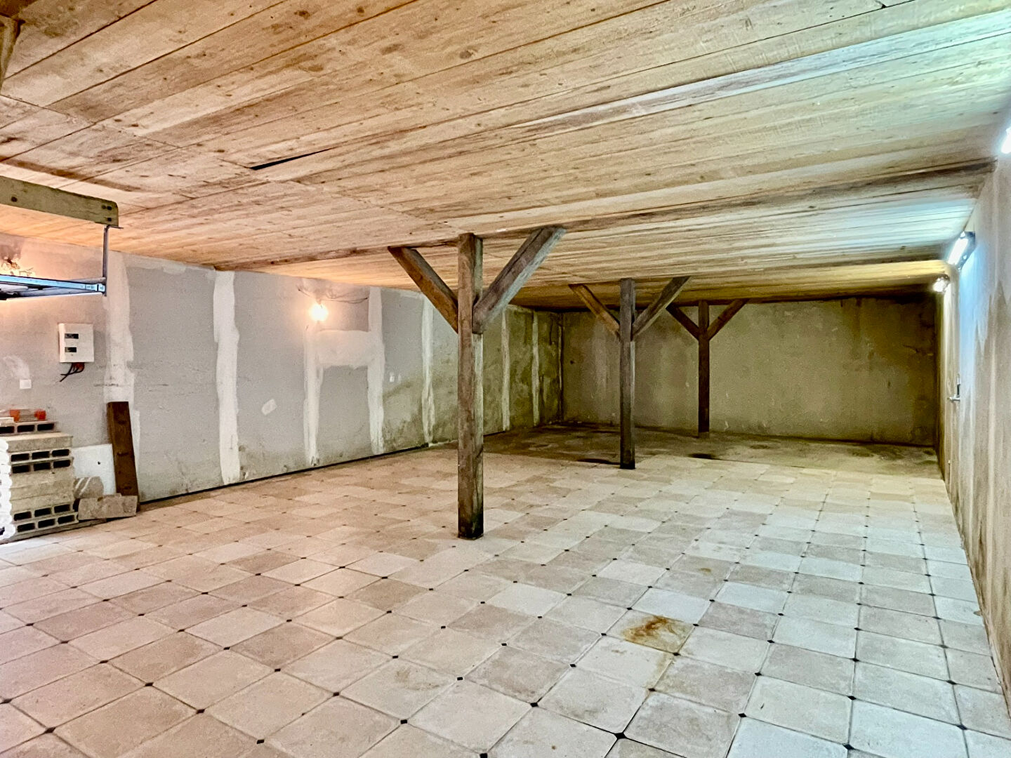 Photo 25 — AGENCE CENTRALE