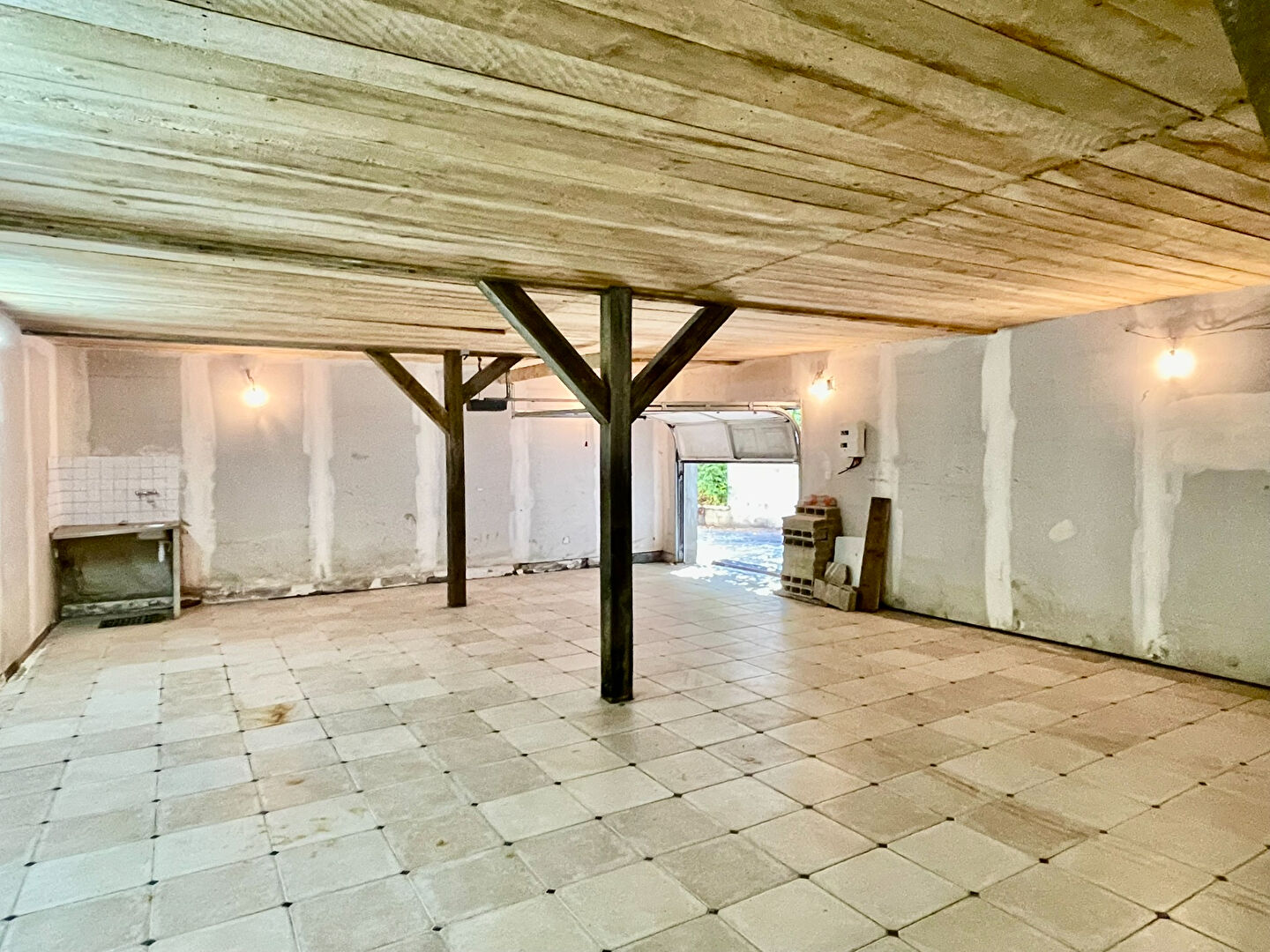 Photo 24 — AGENCE CENTRALE