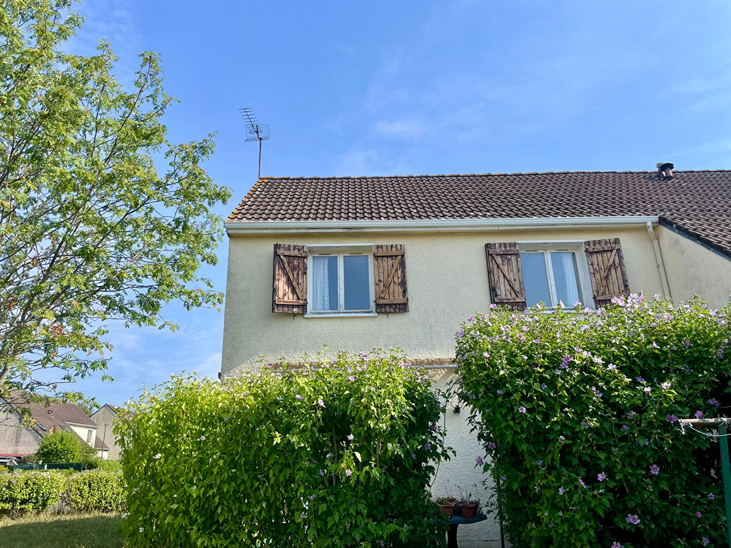 Photo 2 — AGENCE CENTRALE