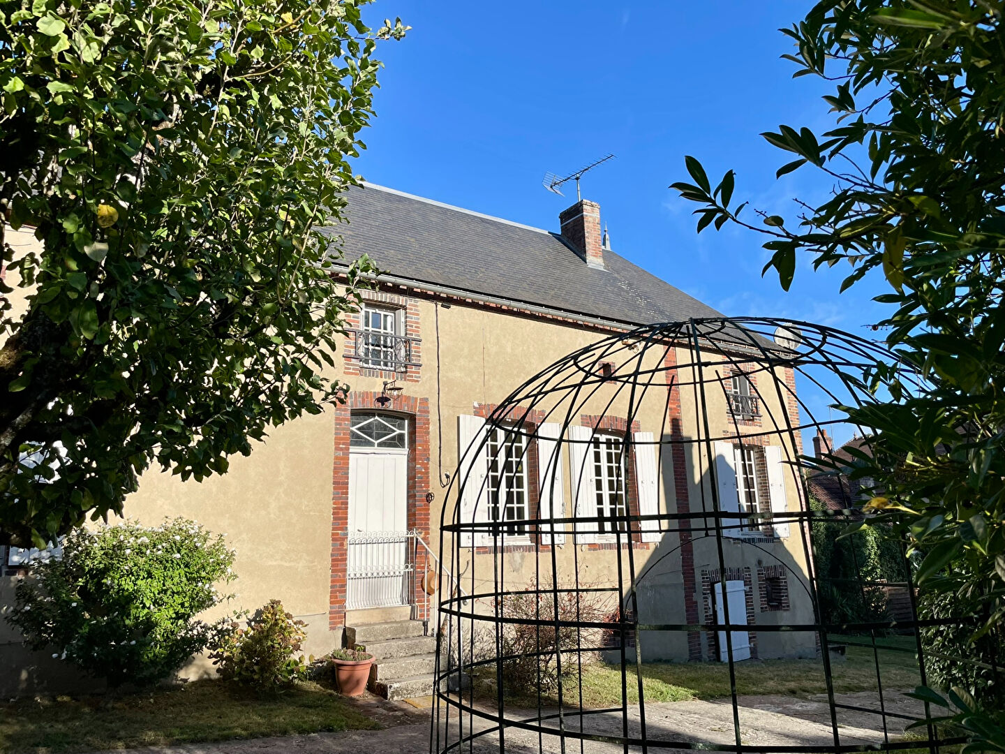 Photo 24 — AGENCE CENTRALE