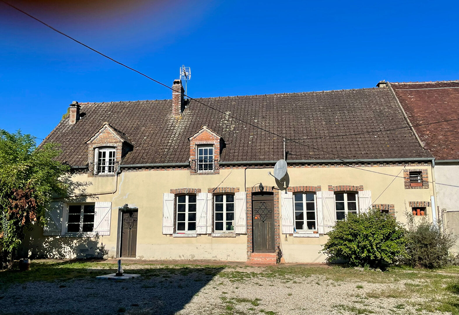 Photo 25 — AGENCE CENTRALE