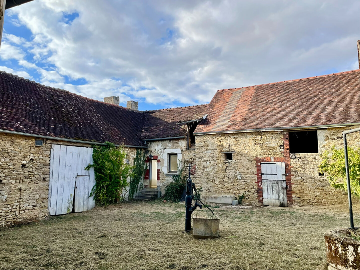 Photo 3 — AGENCE CENTRALE