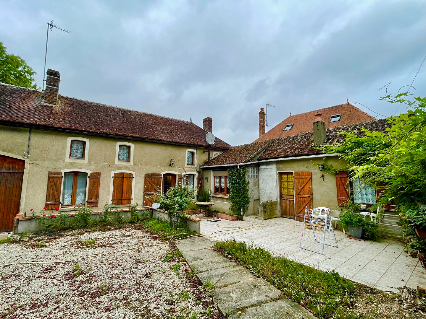 Photo 2 — AGENCE CENTRALE