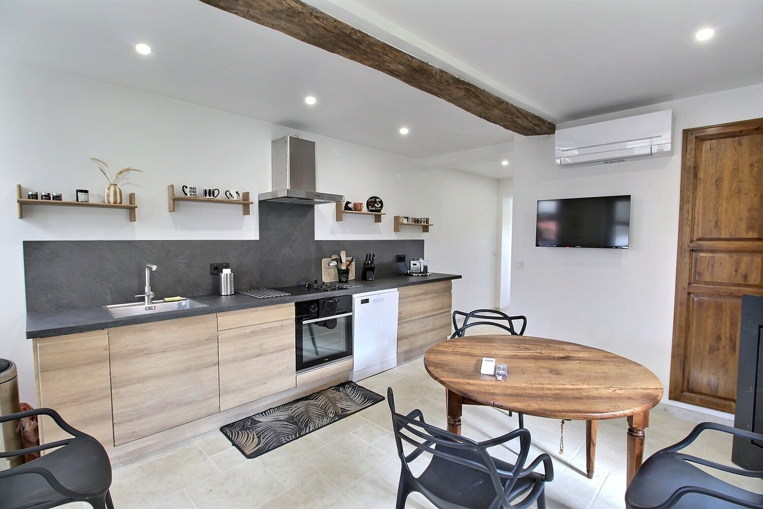 Photo 8 — AGENCE CENTRALE