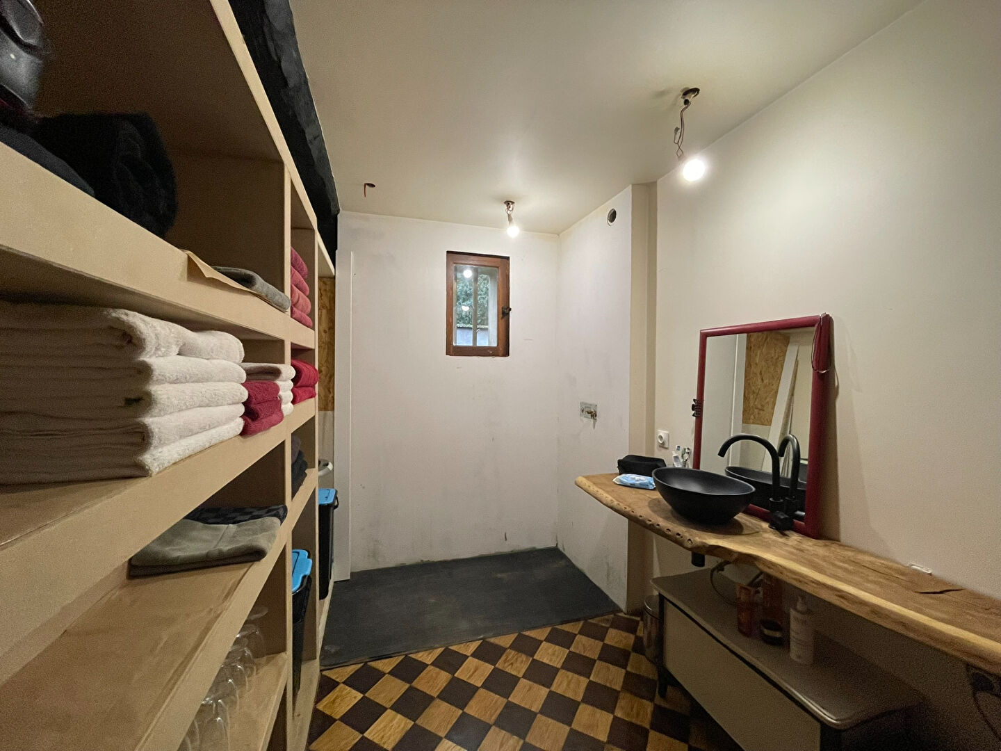 Photo 24 — AGENCE CENTRALE