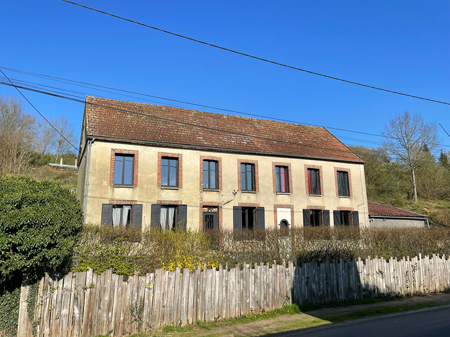 Photo 2 — AGENCE CENTRALE