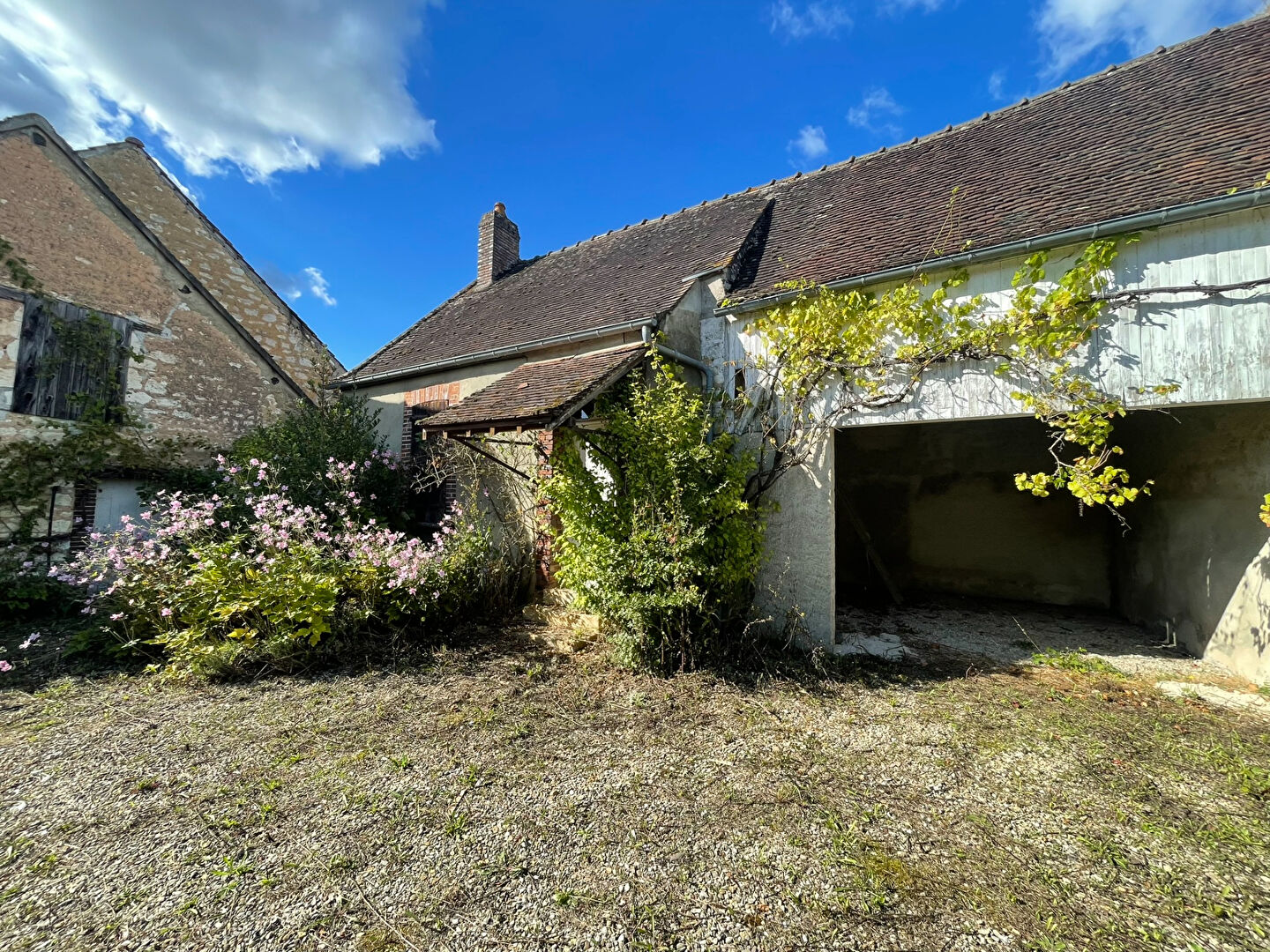Photo 2 — AGENCE CENTRALE
