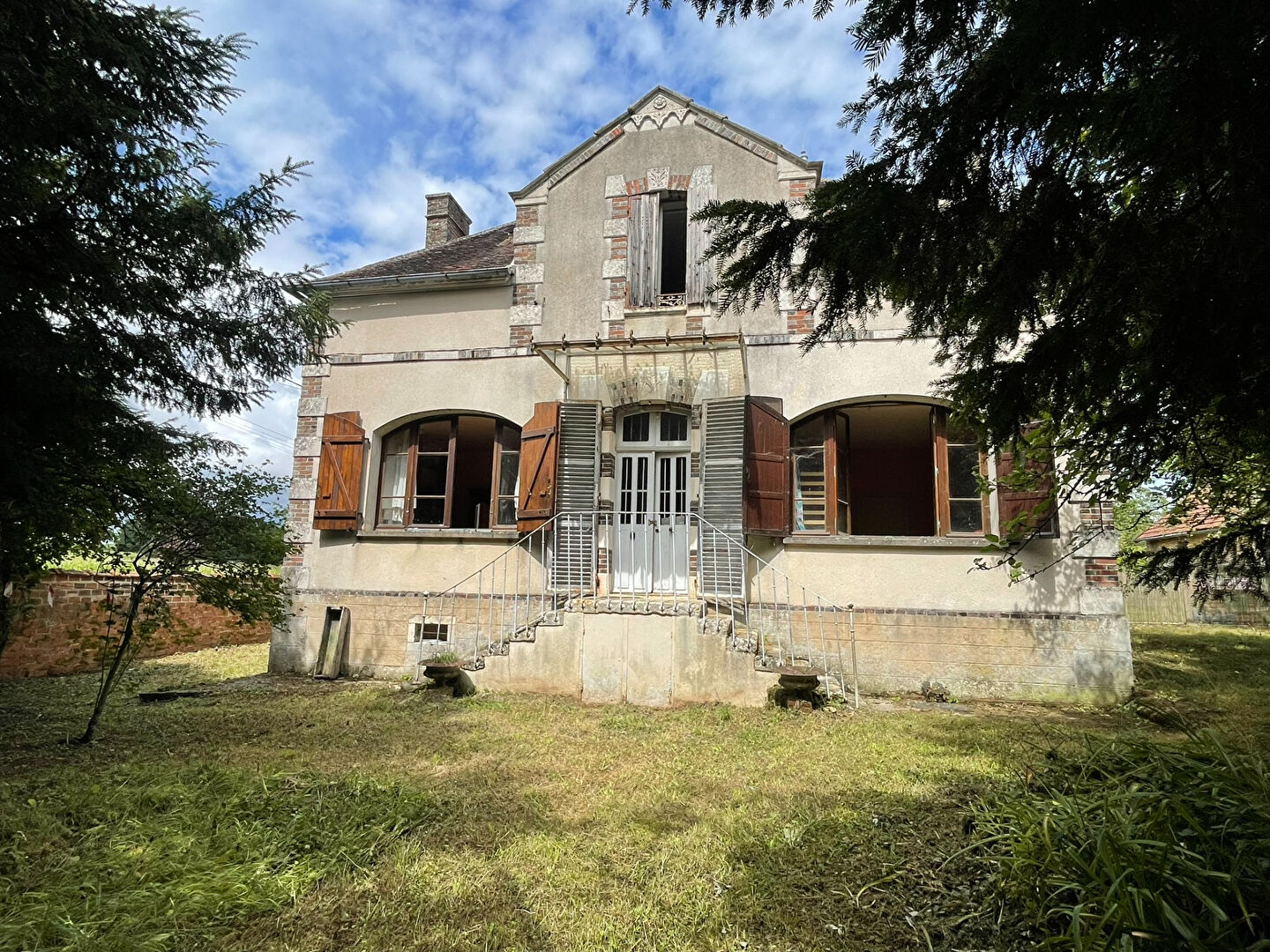 Photo 2 — AGENCE CENTRALE