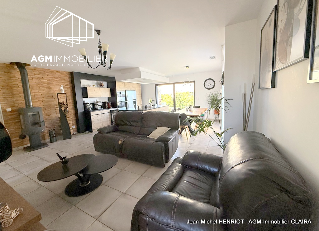 Photo 17 — AGM IMMOBILIER
