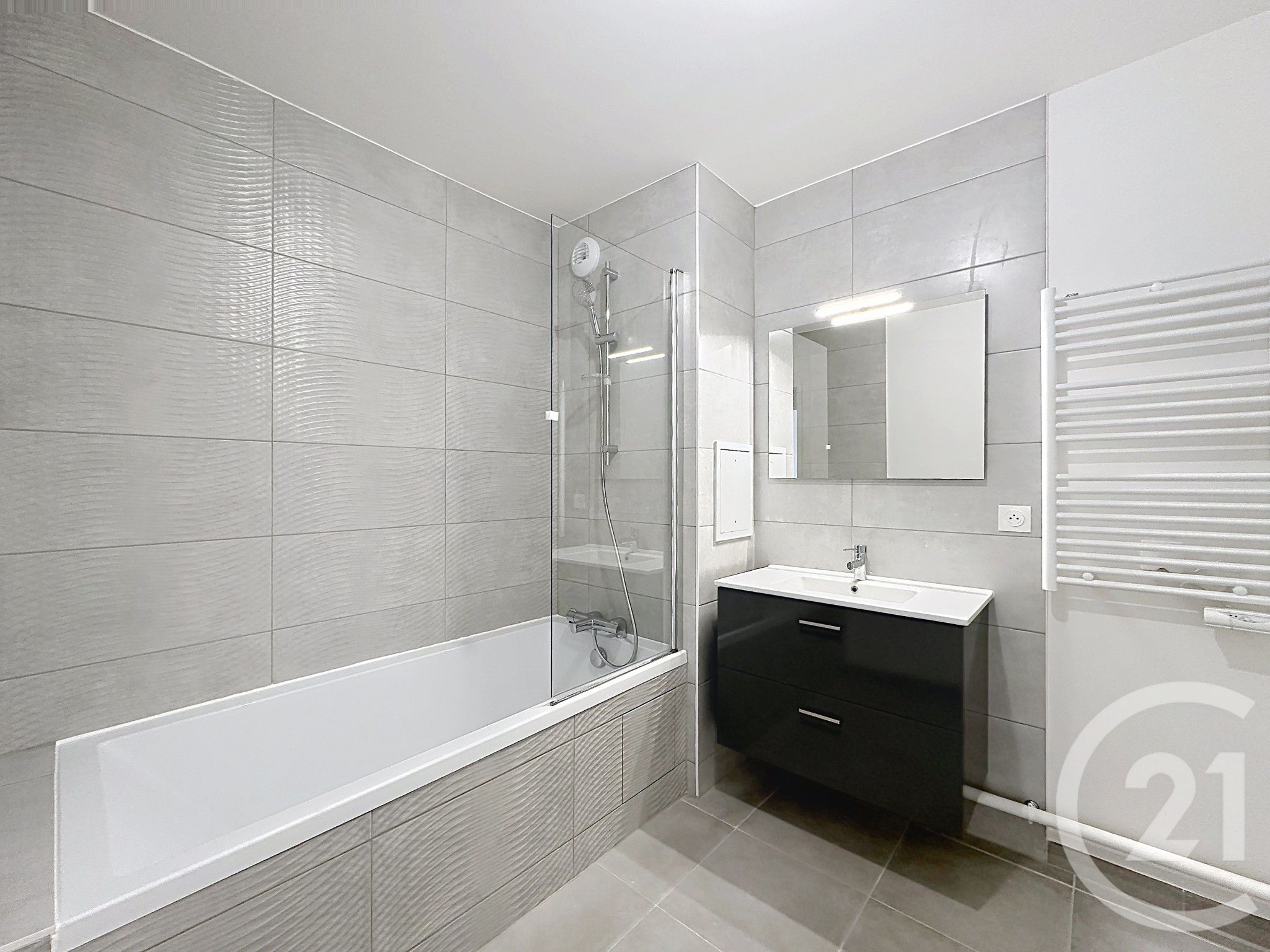 Photo 3 — Century 21 Aars immo
