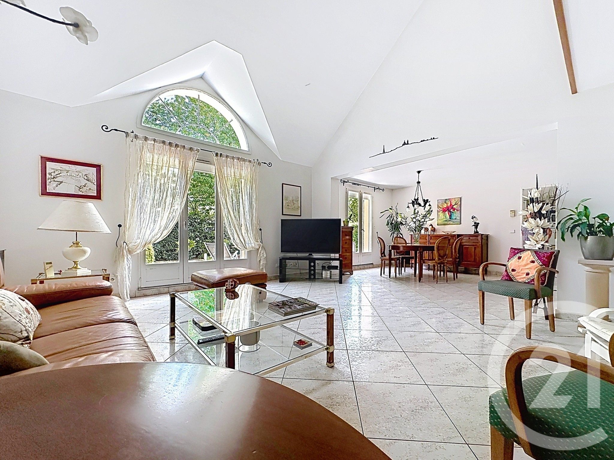 Photo 2 — Century 21 Aars immo