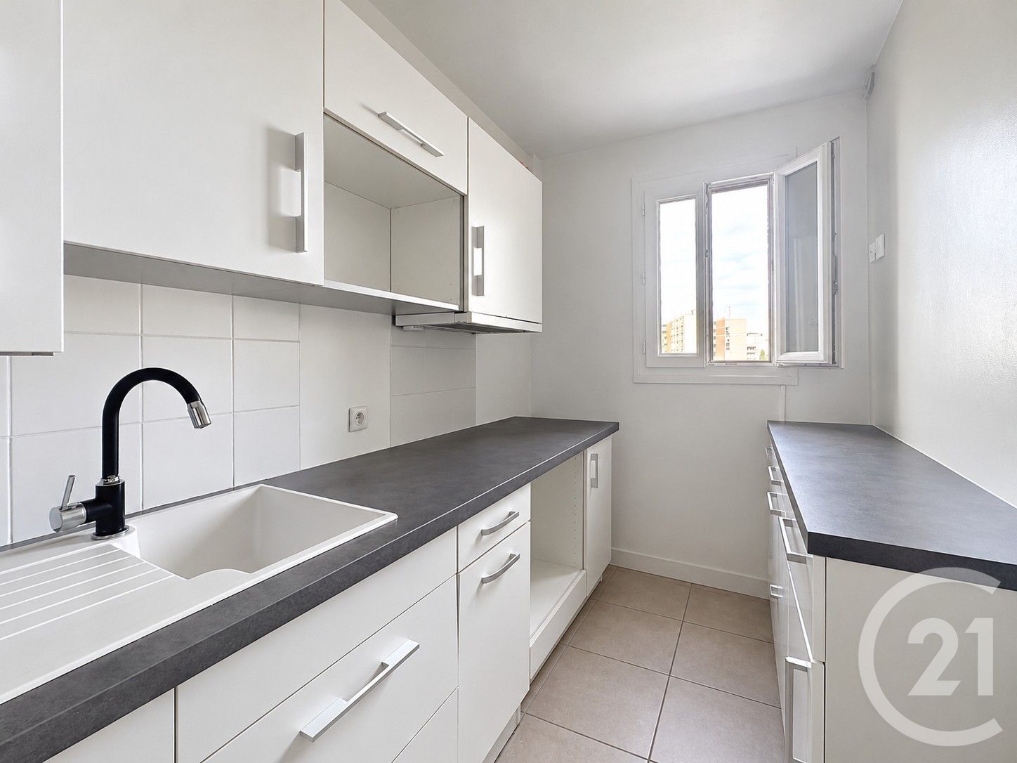 Photo 4 — Century 21 Aars immo