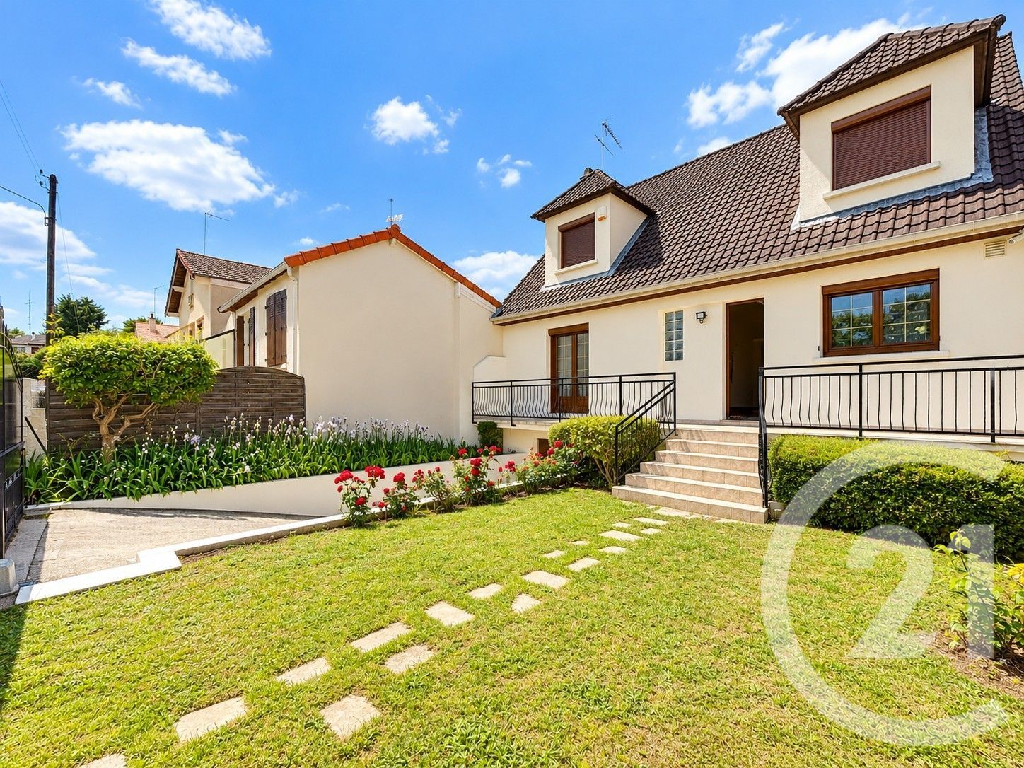 Photo 2 — Century 21 Aars immo