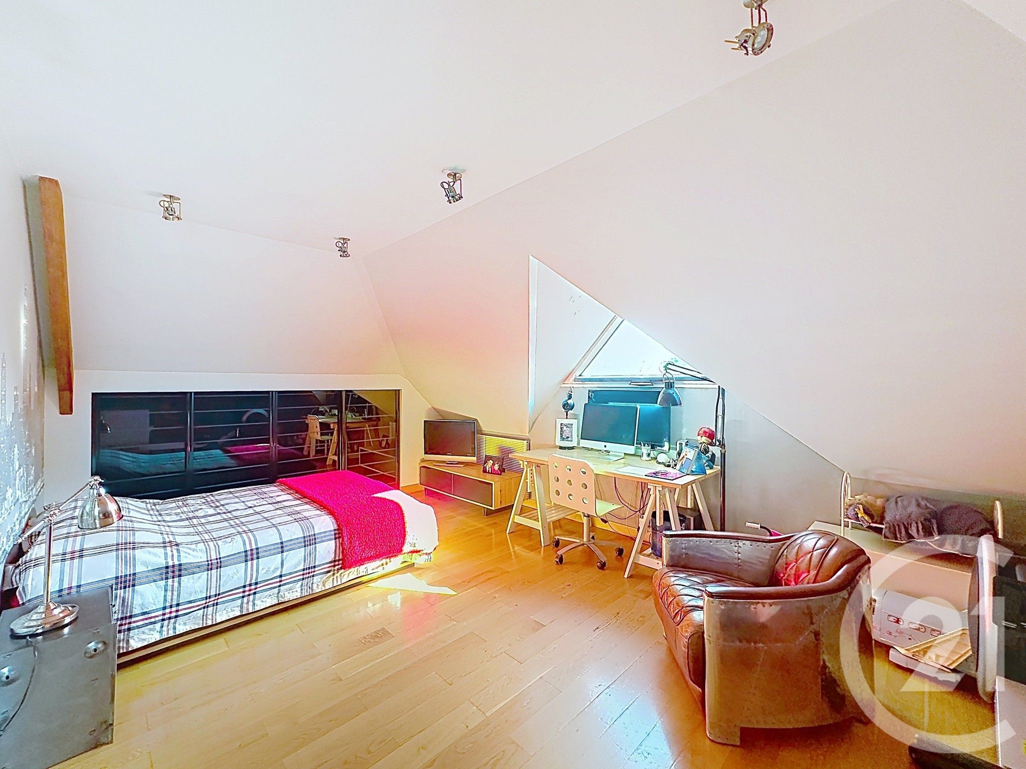 Photo 16 — Century 21 Aars immo