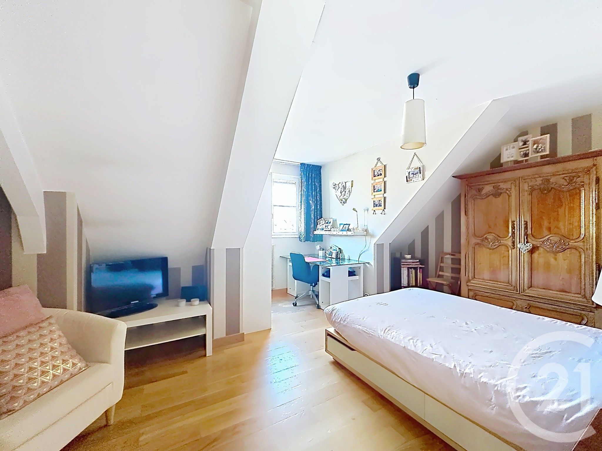 Photo 18 — Century 21 Aars immo