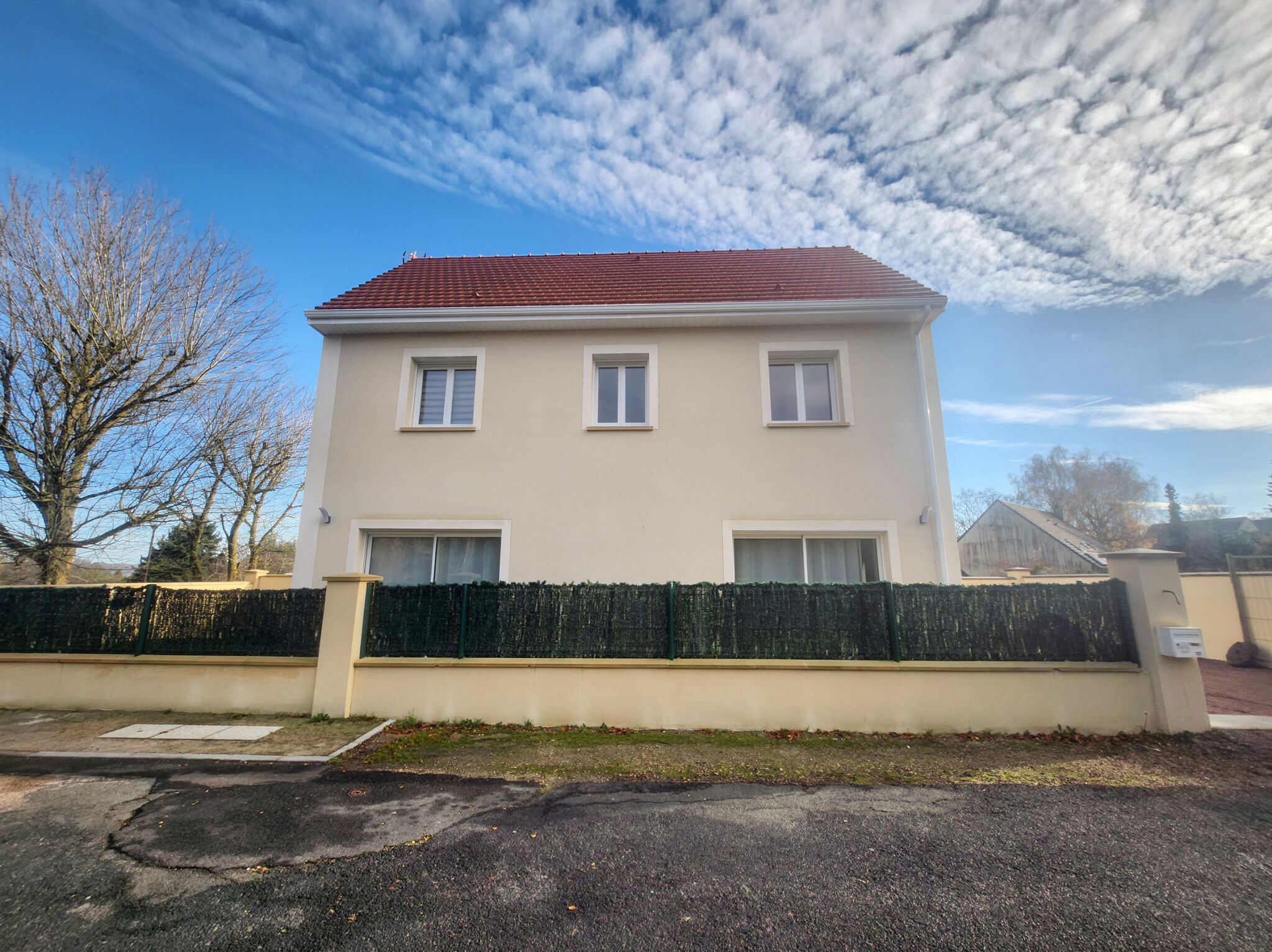 Photo 2 — LA QUEUE LEZ YVELINES IMMOBILIER