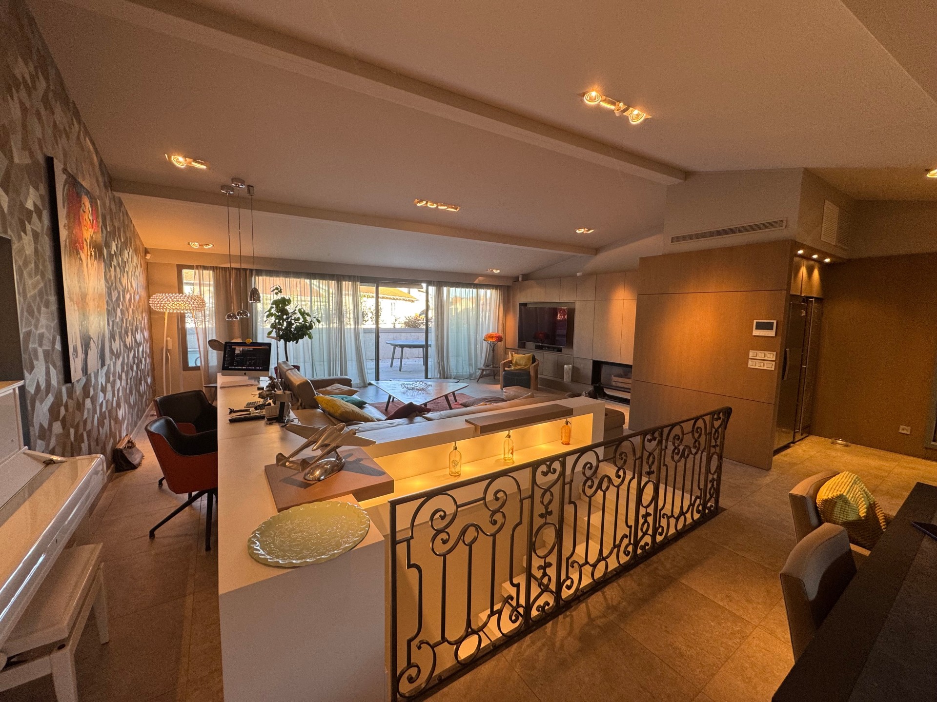 Photo 2 — NEYRAUD IMMOBILIER