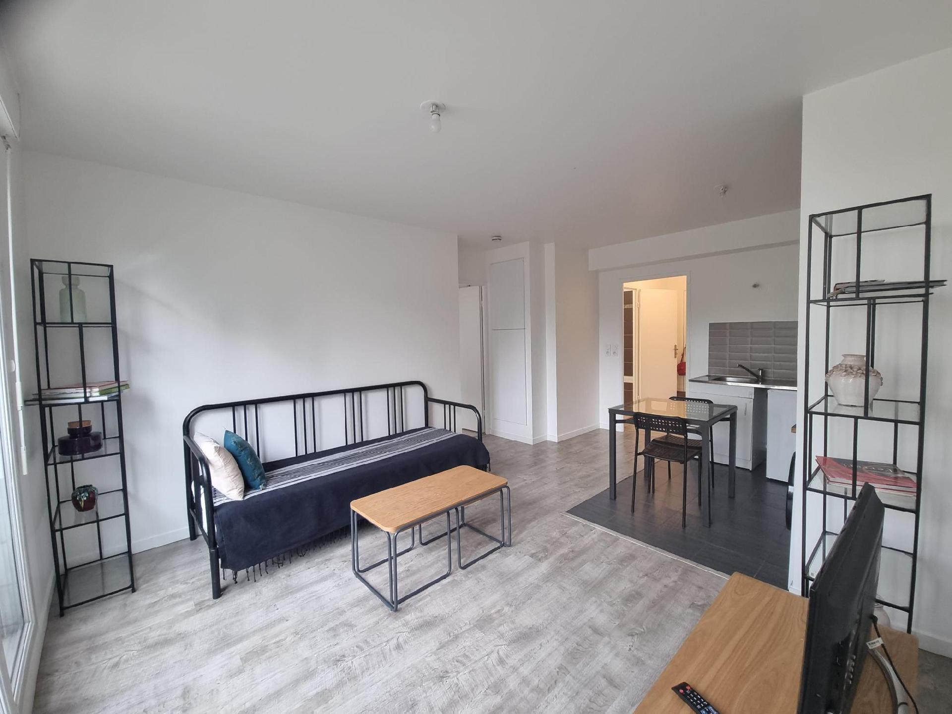 Photo 9 — LOUZI IMMOBILIER