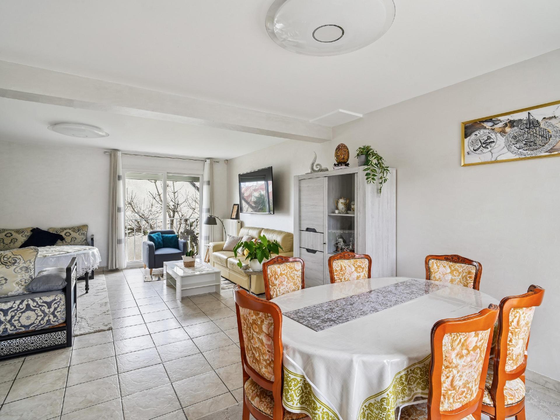 Photo 2 — LOUZI IMMOBILIER