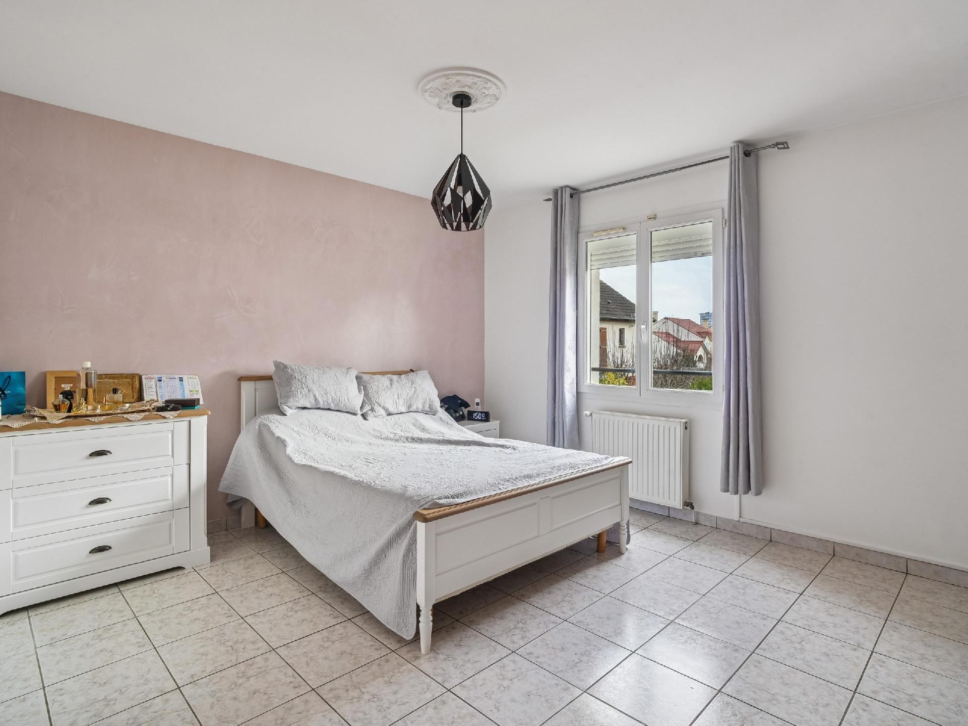 Photo 6 — LOUZI IMMOBILIER
