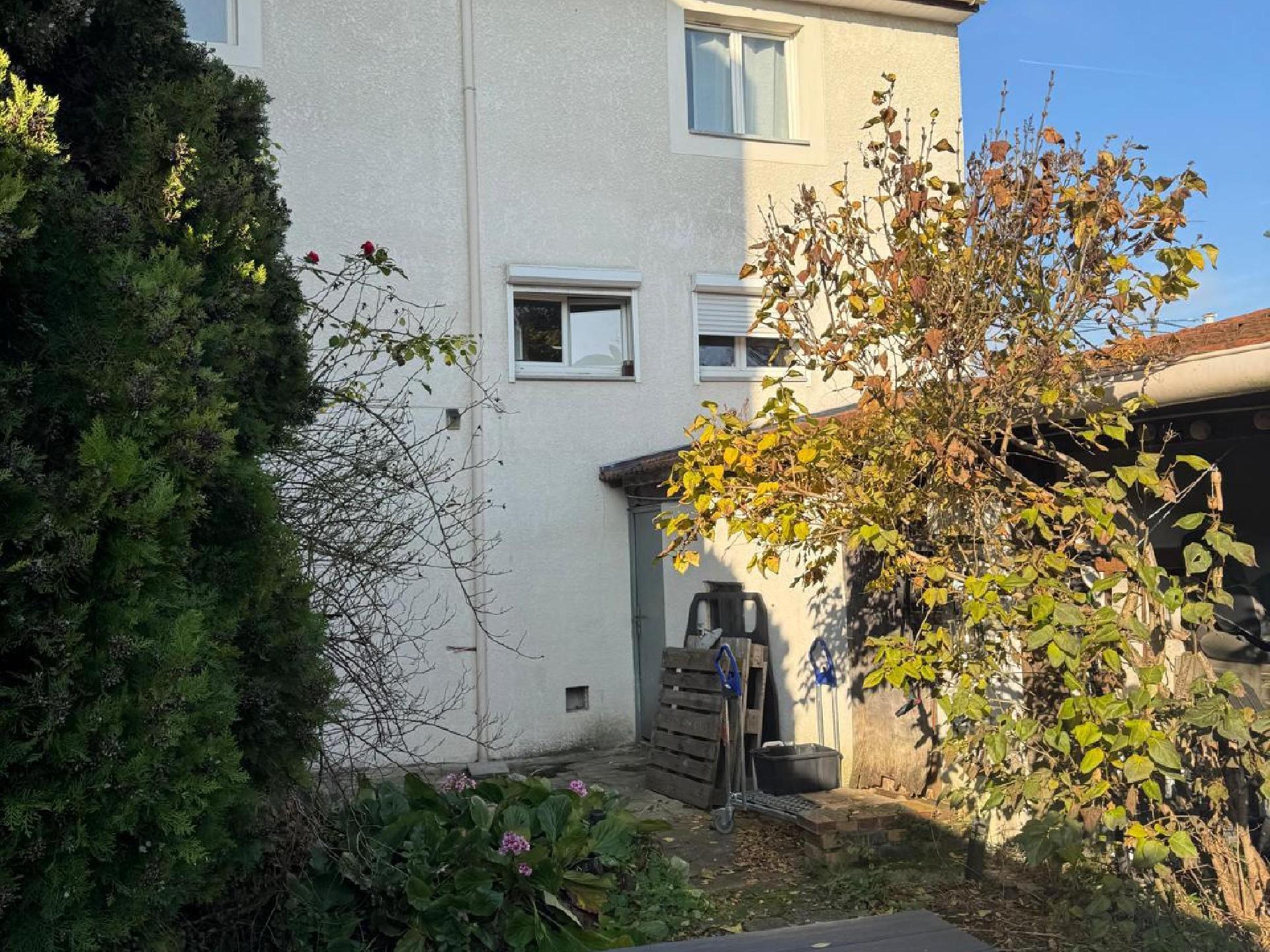 Photo 8 — LOUZI IMMOBILIER