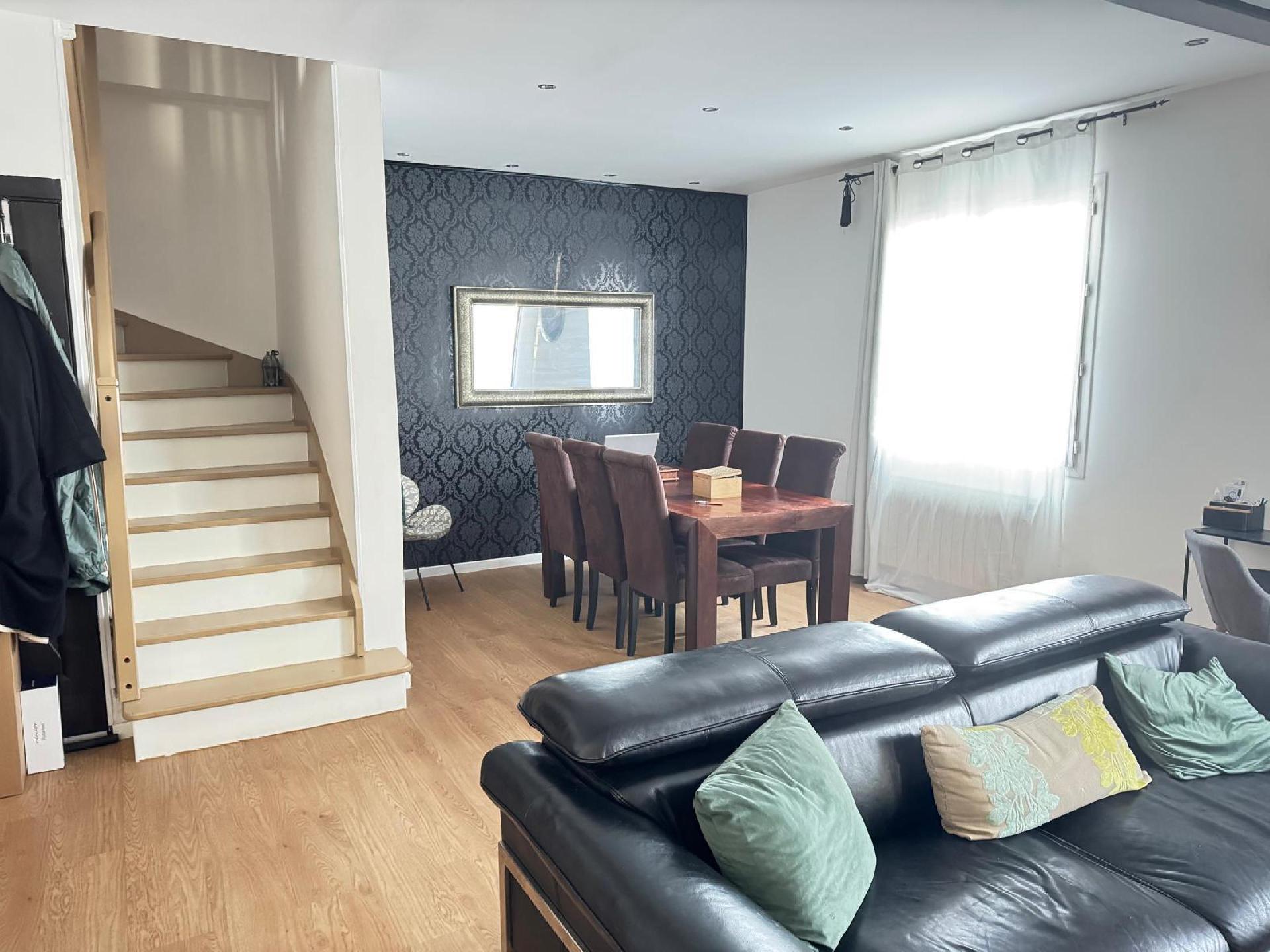 Photo 2 — LOUZI IMMOBILIER