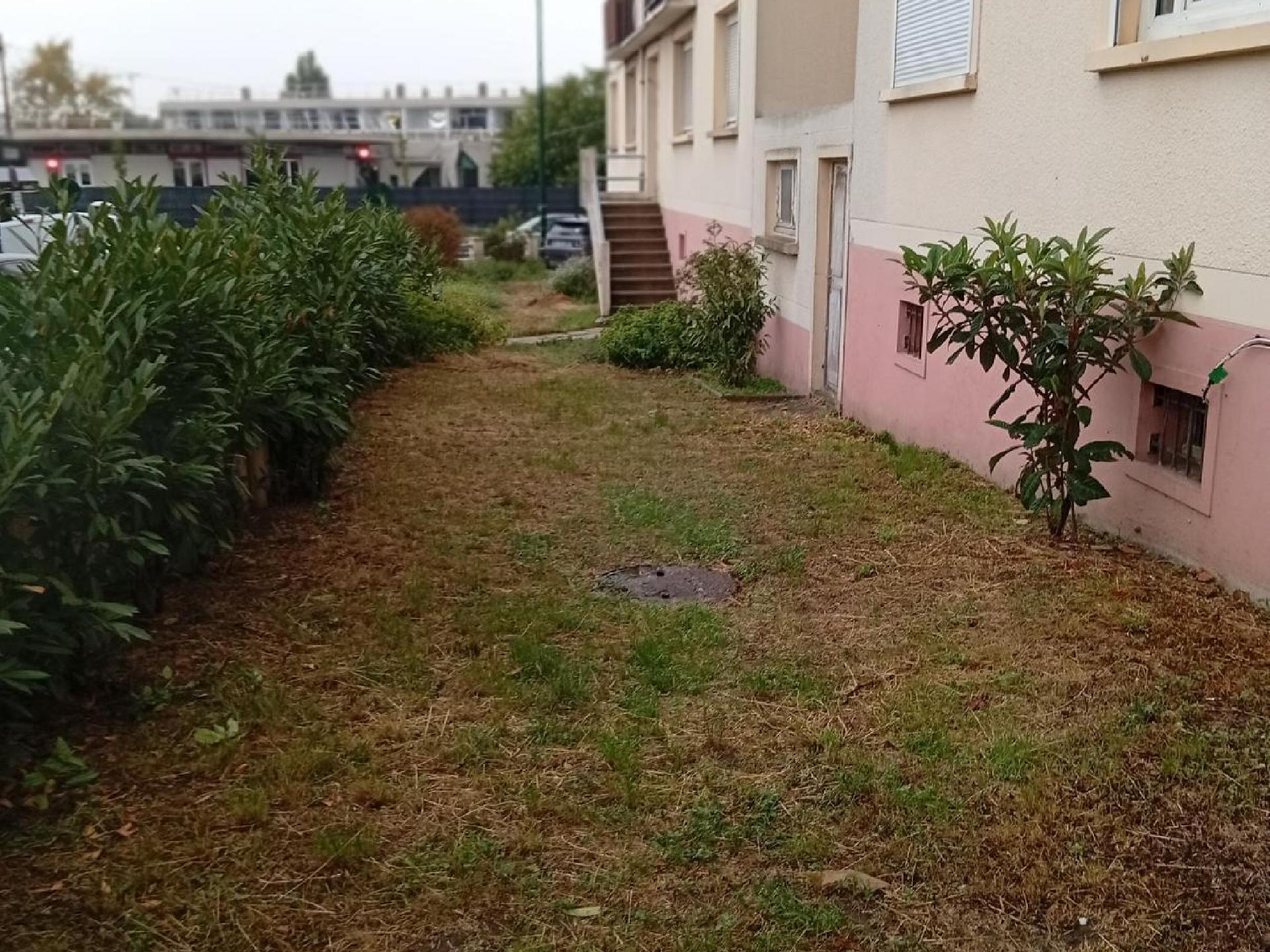 Photo 12 — LOUZI IMMOBILIER